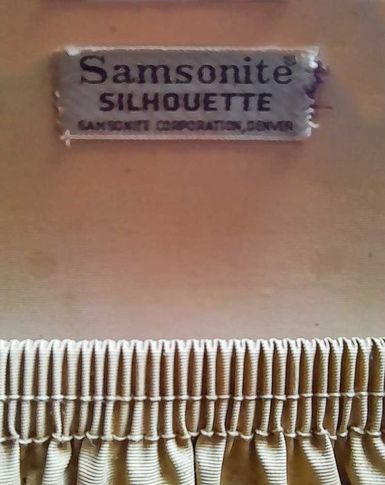 Antigo Baú Necessaire Viagem Branco Vintage Samsonite