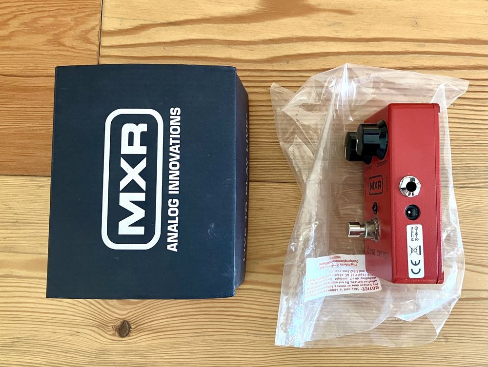 Pedal Guitarra MXR Dyna Comp M-102