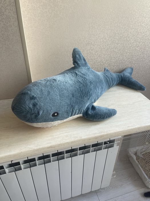 Акула великого розміру