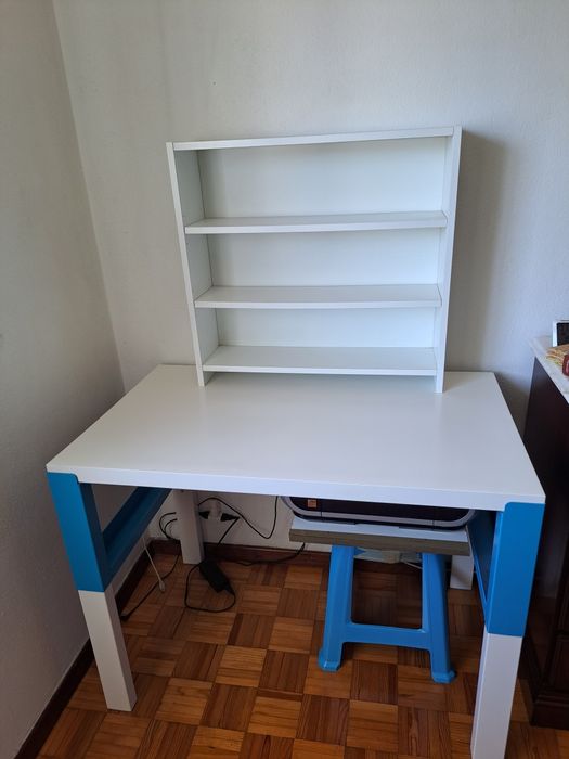 Secretaria azul  em estado novo