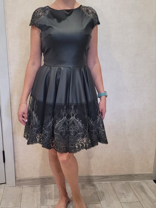 Красива сукня р.40