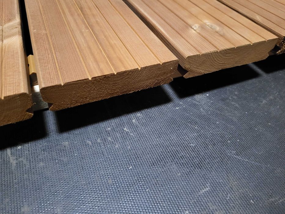 Deska tarasowa modrzew syberyjski AB ryflowana 27x145mm 4mb