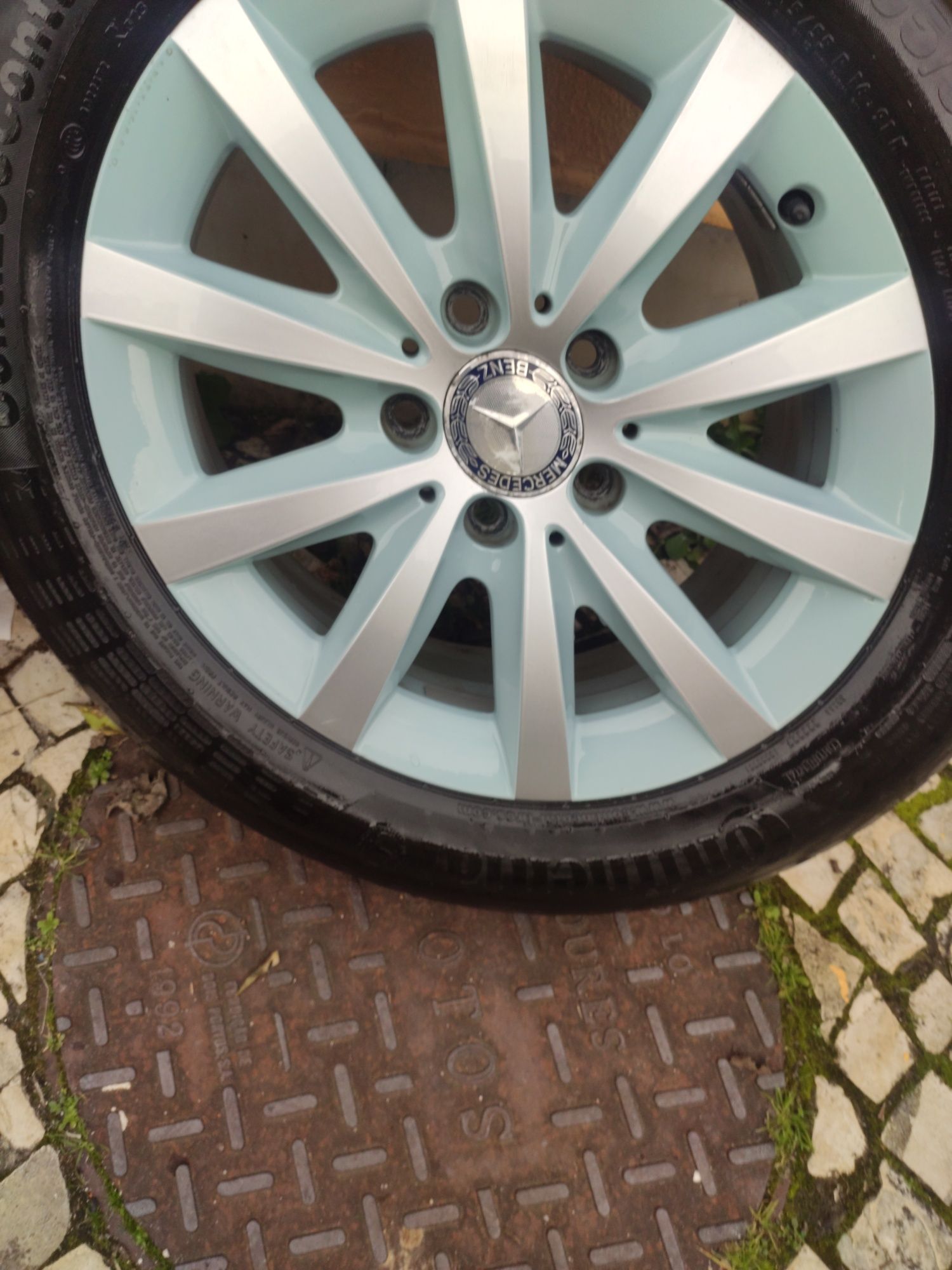 4 Jantes com pneus Mercedes Original