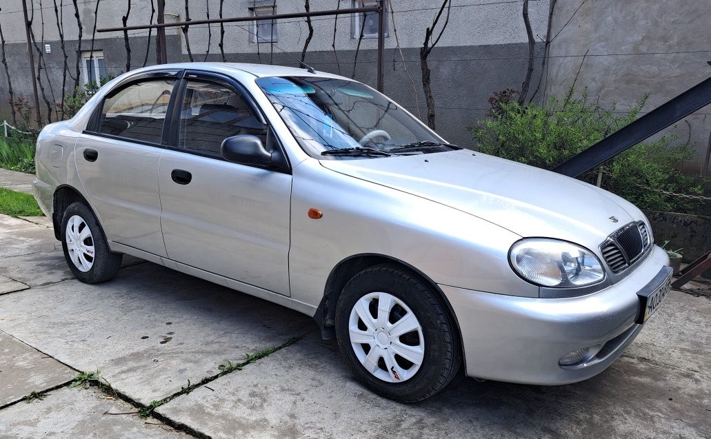 Авто Daewoo Lanos