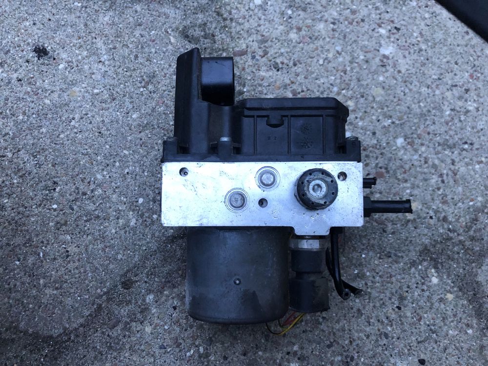 Блок ABS Насос АБС Audi A4 B6 8E0 614 517