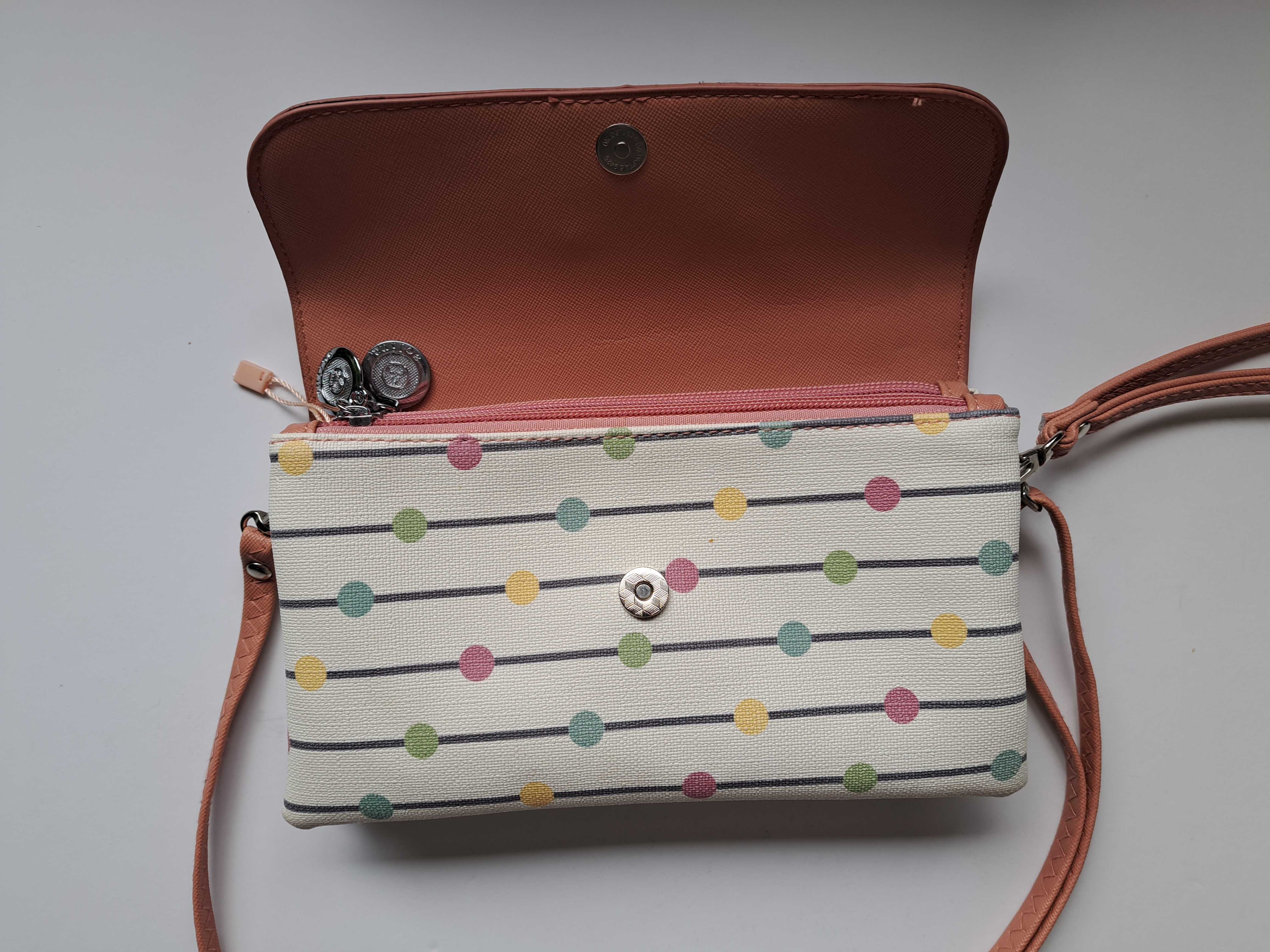 Mala clutch 2 compartimentos (com pega e alça reguláveis e removíveis)