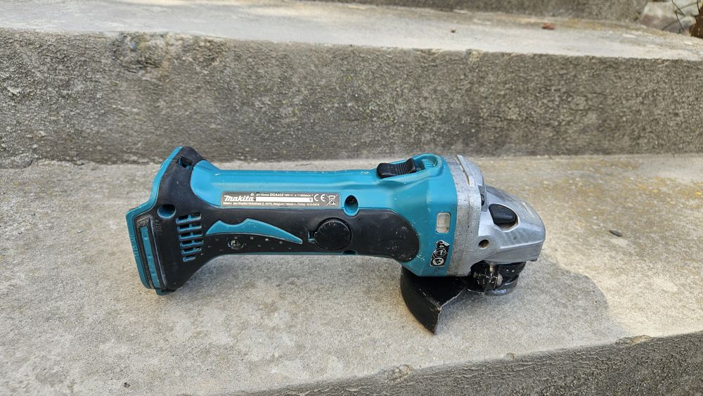 Makita dga 452 (125 мм круг) акумуляторна болгарка оригінал