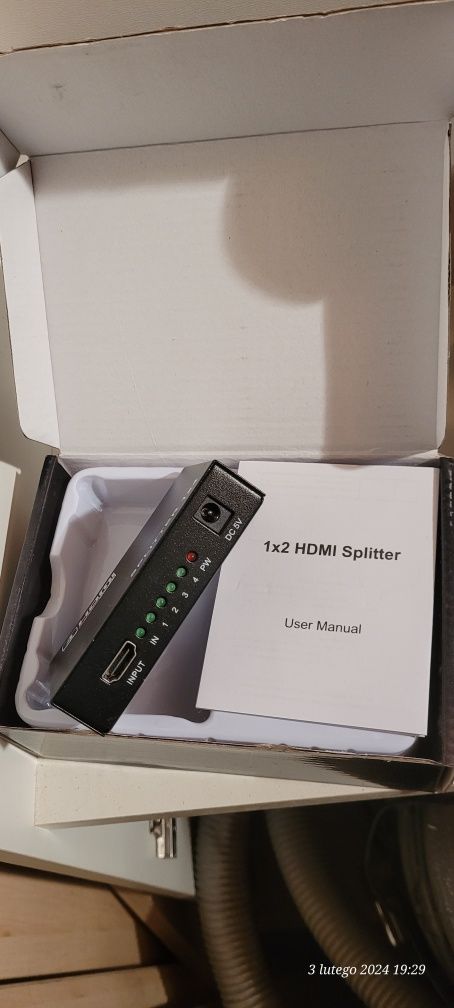 HDMI 1080P 3D SPLITTER VER 1:4   1X4
1080P 3D
SPLITTER VER 1:4
1X 2
10