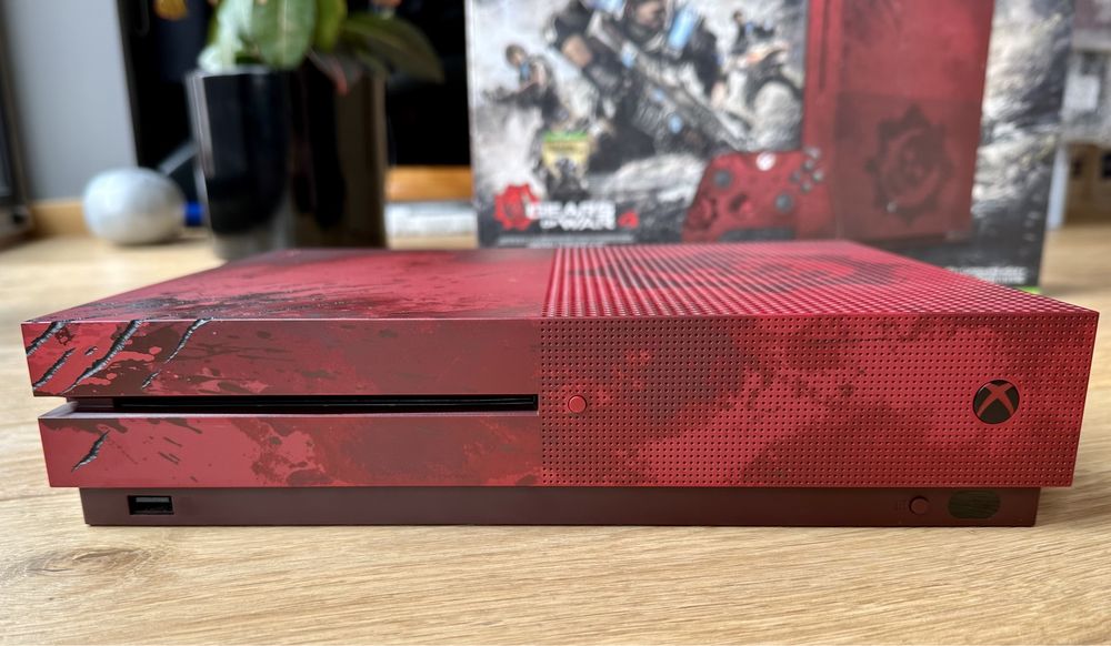 Xbox One S 2TB edycja Gears of War 4 JAK NOWA - nie używany Pad