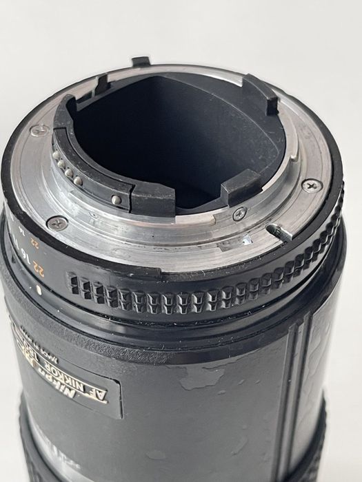 Продам об’єктив Nikon AF Nikkor 180mm f/2.8 ED