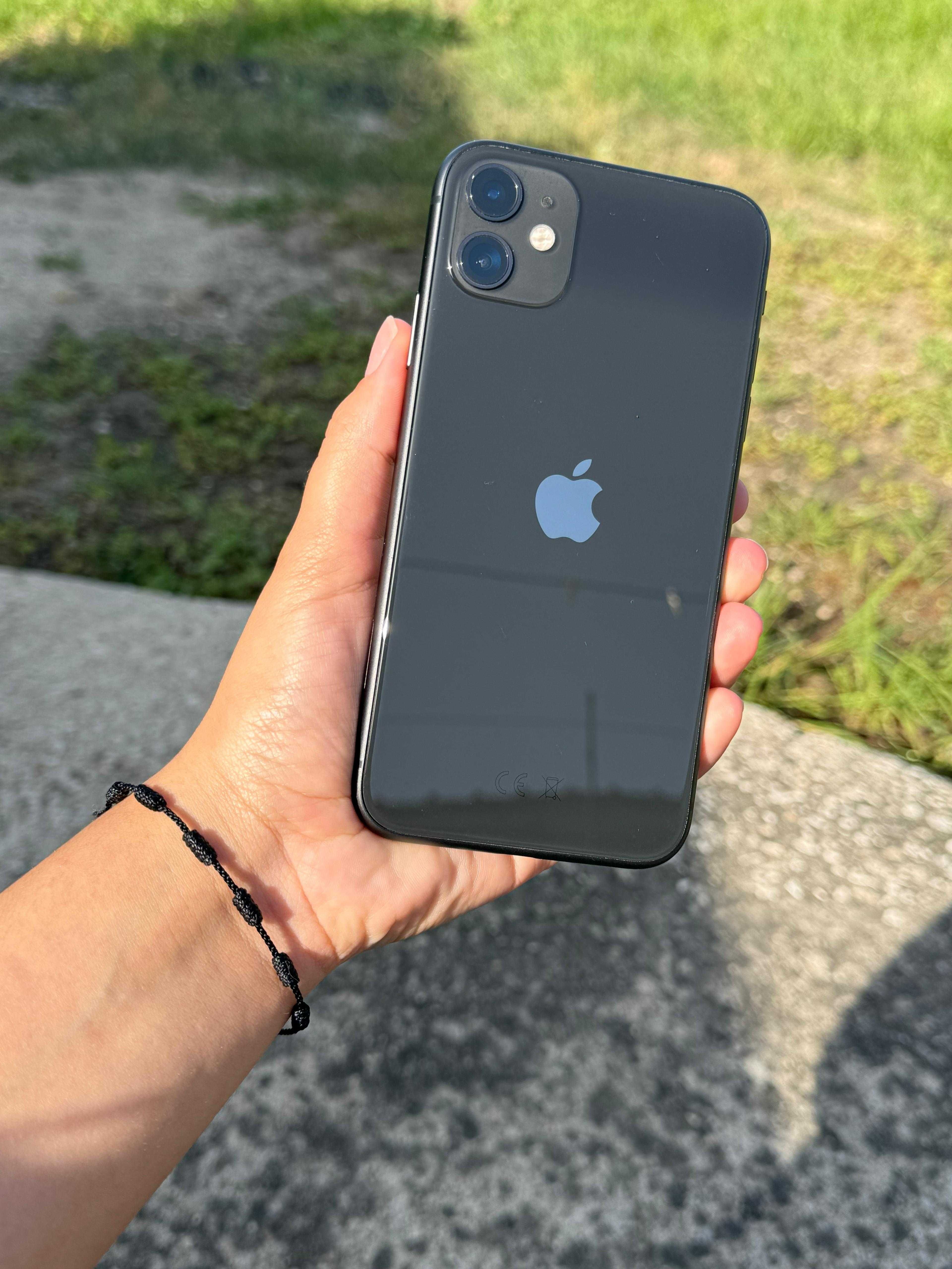 iPhone 11 preto 128GB com acessórios