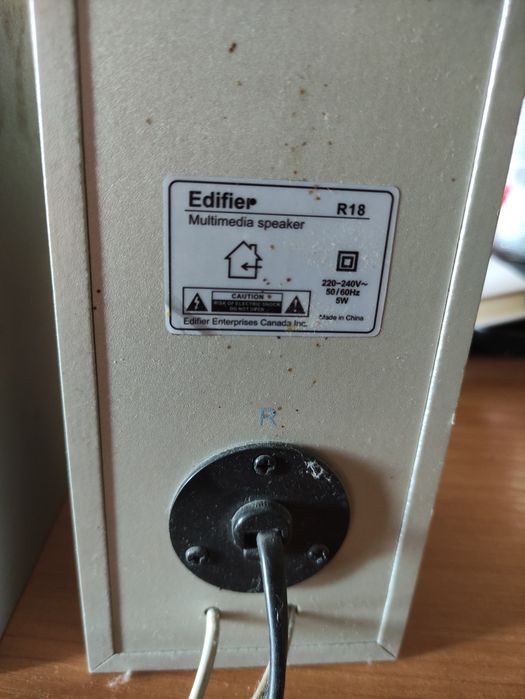Колонки для комп'ютера Edifier r R18