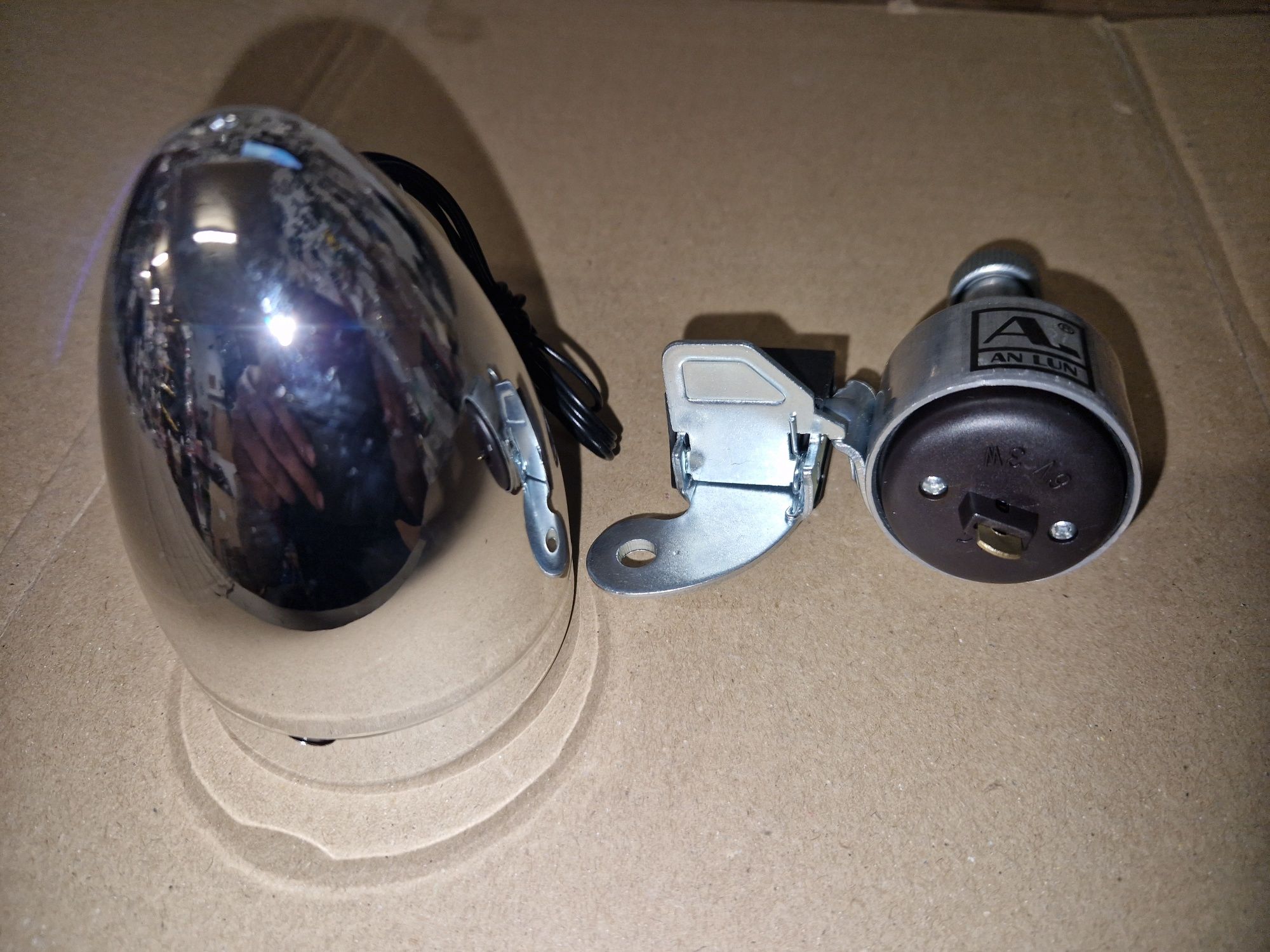 Nowy zestaw lampa+dynamo wigry 3 pelikan zenit jubilat flaming uniwers