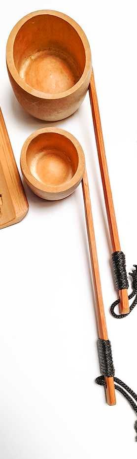 Raro Conjunto de Utensílios de Cozinha Tradicional Asiática em Bambu