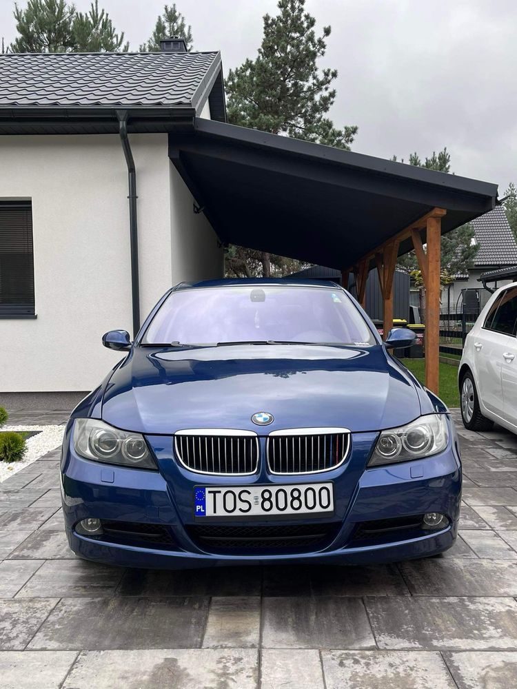 BMW E90 318D 122KM!