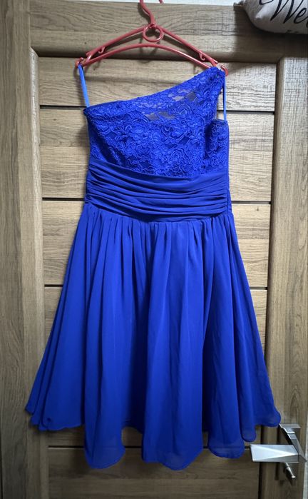 Вечернее красивое нарядное платье