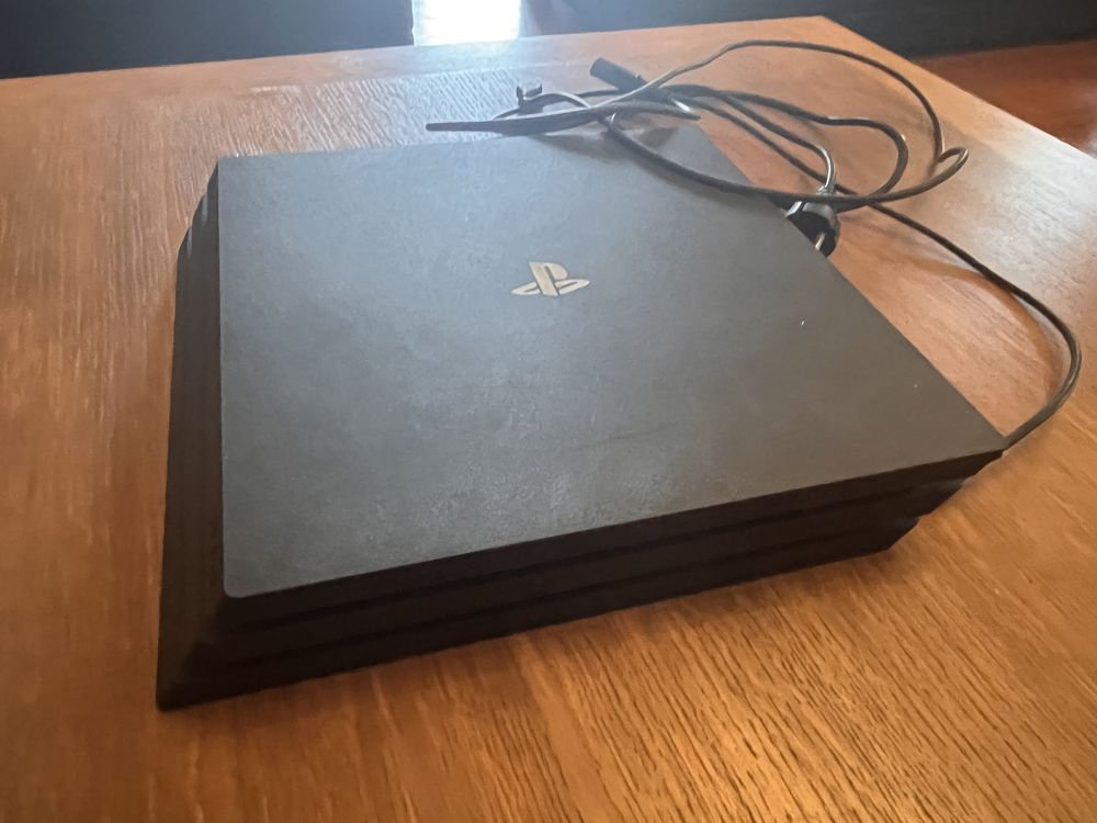 PS4 Pro Nova / Açores