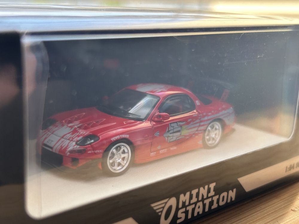 Mini Station Mazda RX-7 Szybcy i wsciekli z figurka 1:64