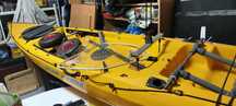 Kayak Prowler 13 preparado para pesca. NOVO.