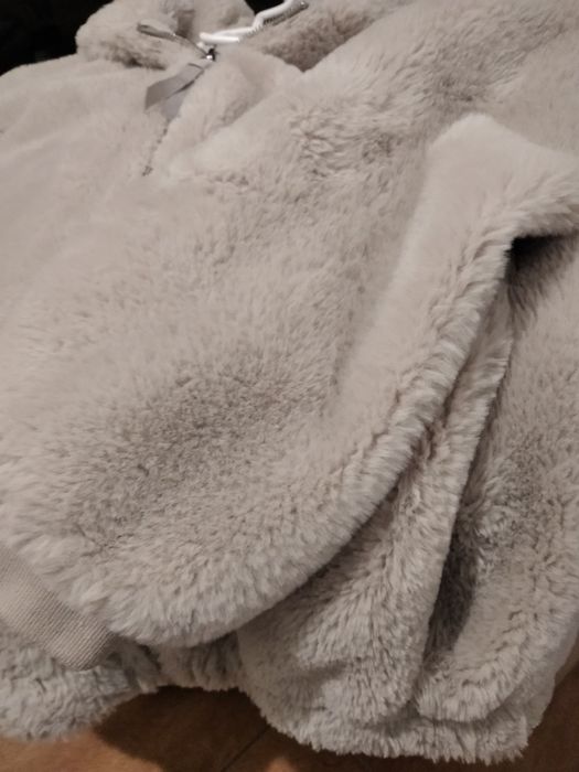 Futerko ciepłe  Bershka OKAJZA