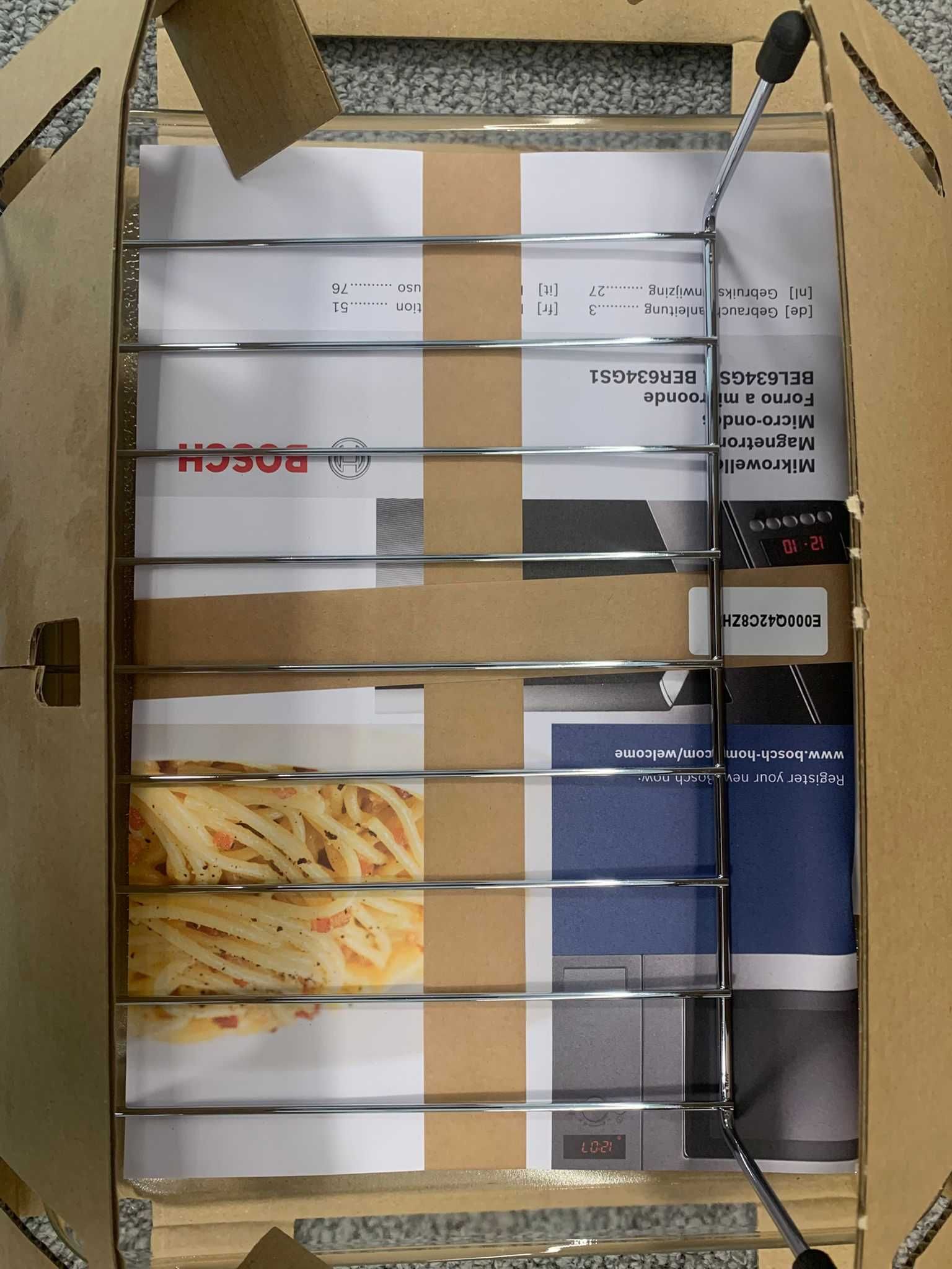 2 Micro Ondas de Encastre - BOSCH - Modelo BFR7221B1