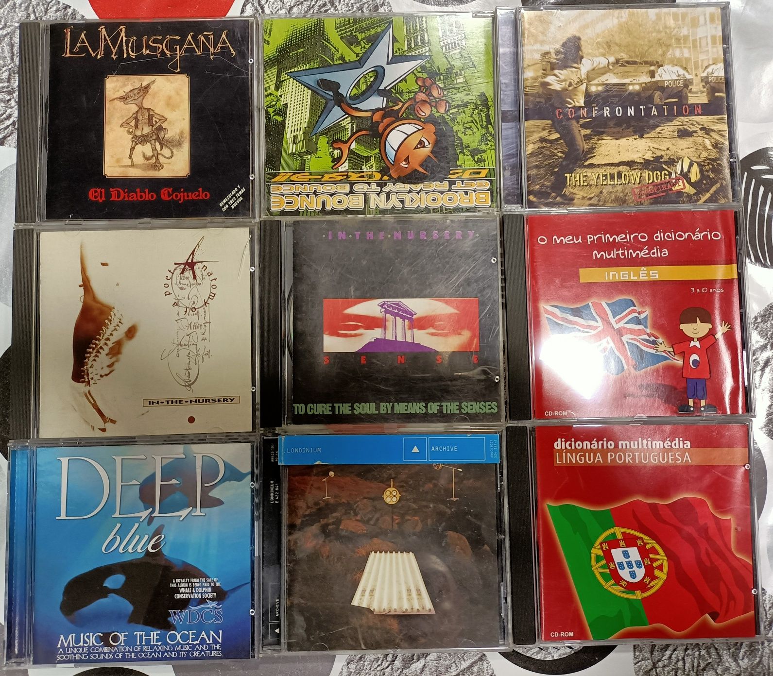 Pack de 5 CDs/CD-ROM variados