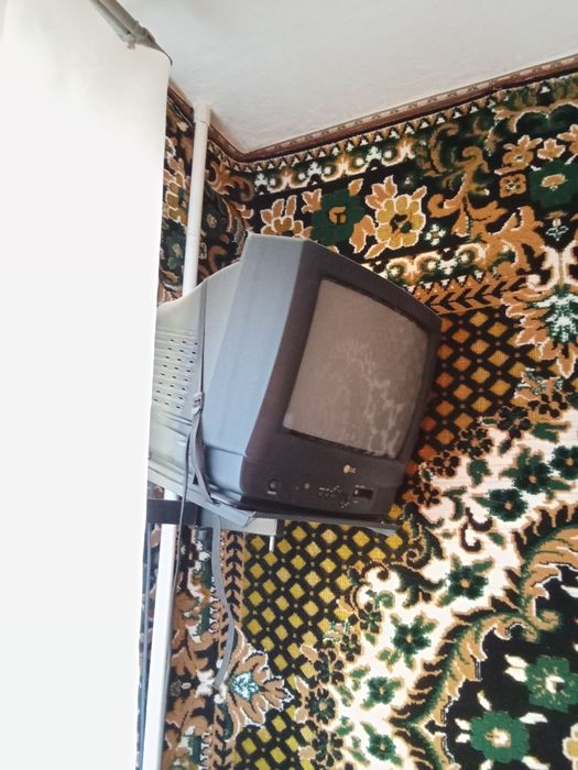 Телевизор маленький LG