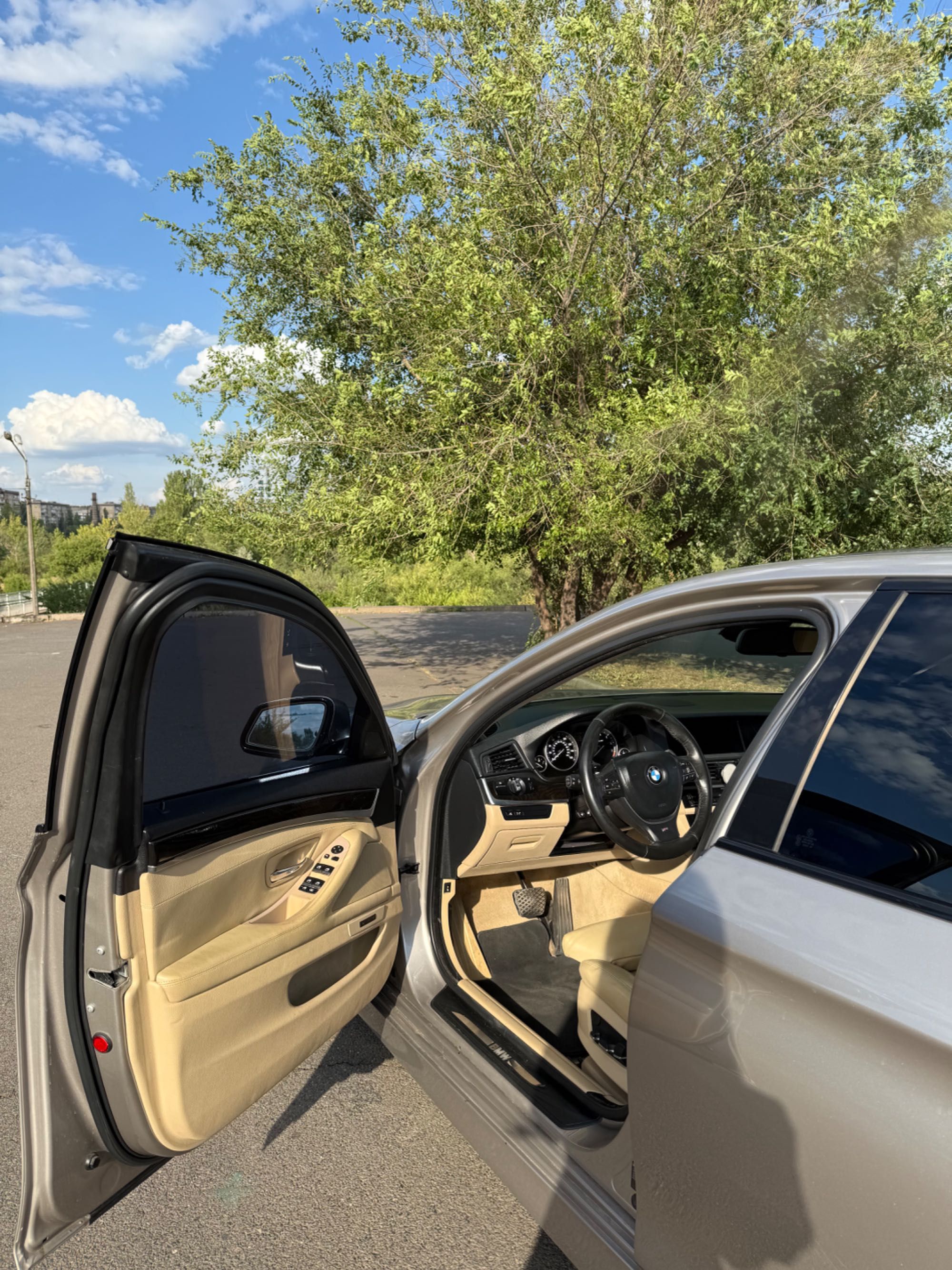 Продам BMW F10 535i