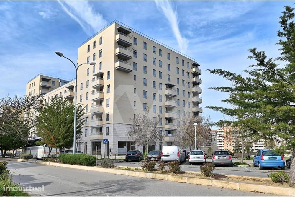 T1 a estrear na Alta de Lisboa Garagem e Arrecadação