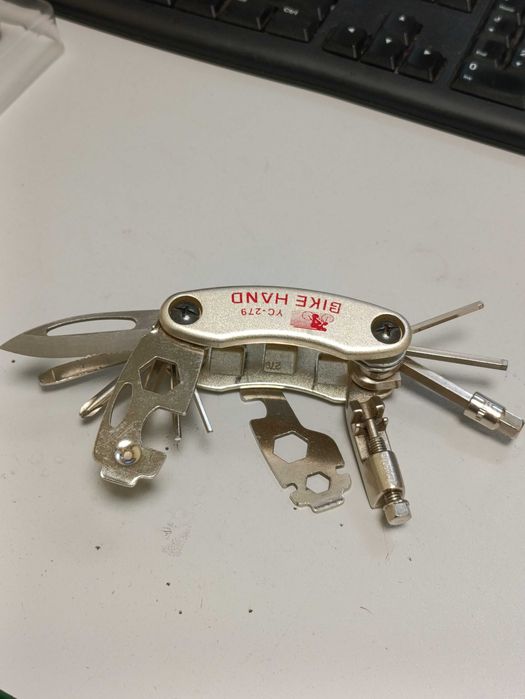 Мультитул Bike Hand YC-279 набор шестигранников на 12 предмета