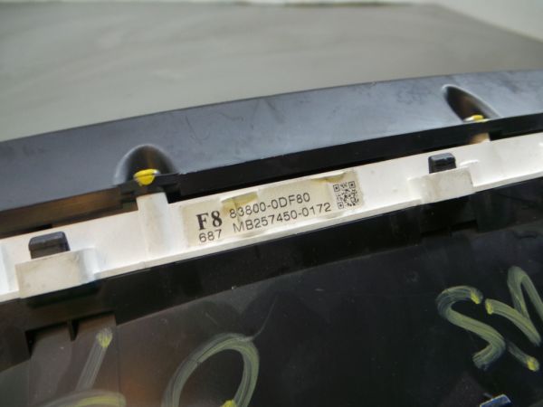 Quadrante / painel de instrumentos TOYOTA Yaris (_P9_)