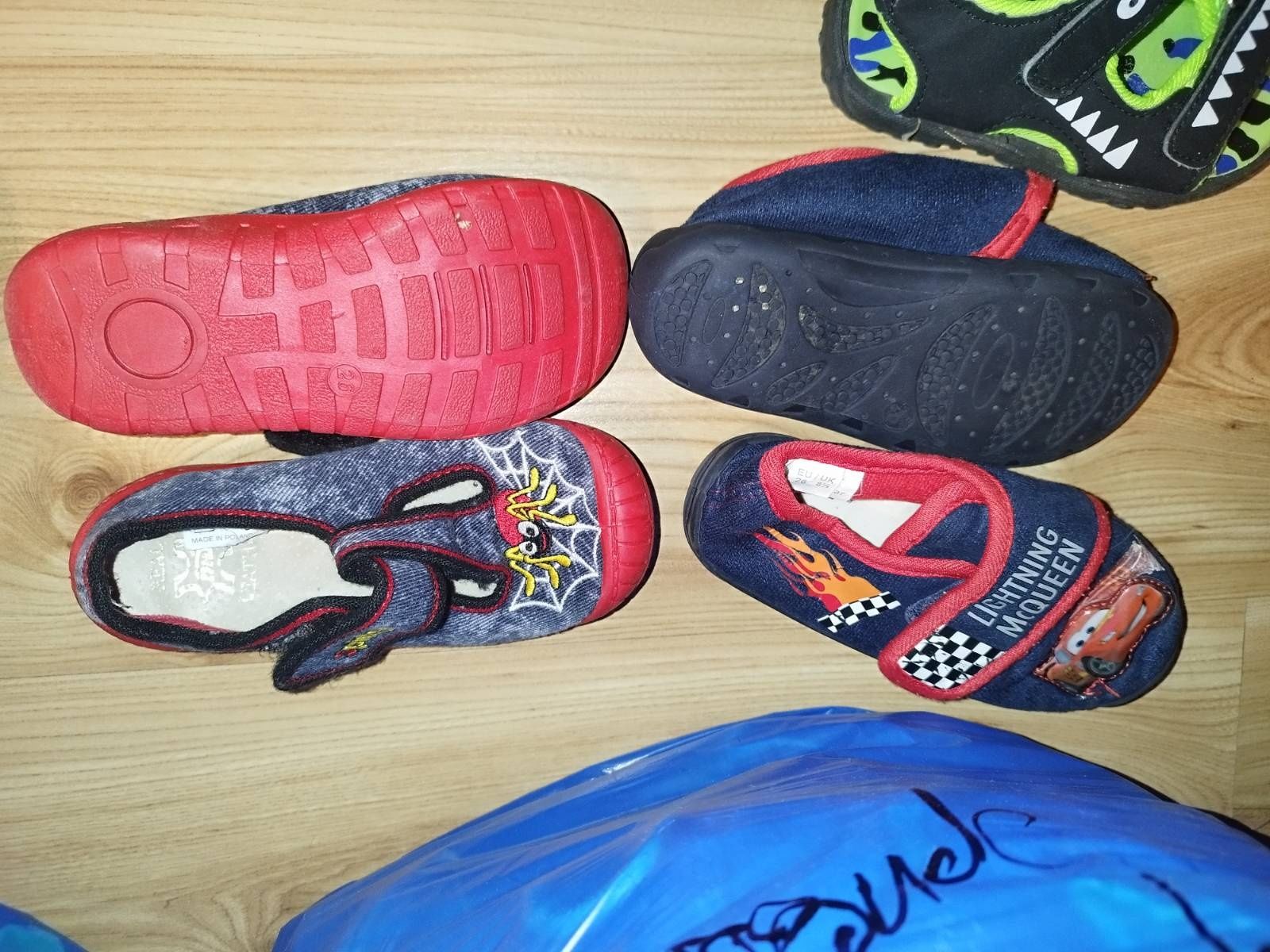 Paka bucików sandałki kapcie buty do przedszkola auta McQueen lato
