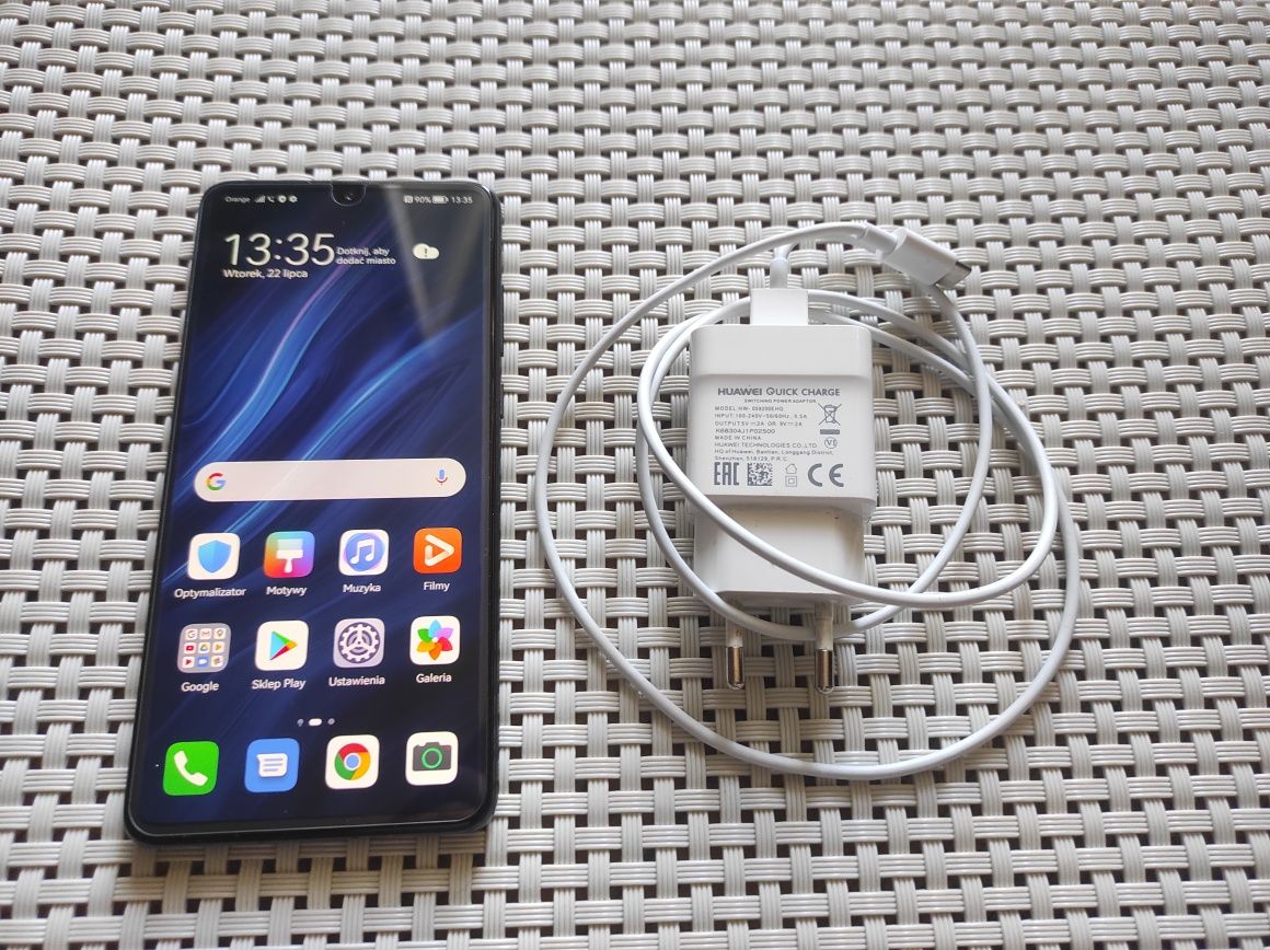 Huawei P30 6/128, 30xzoom, mocna bateria
