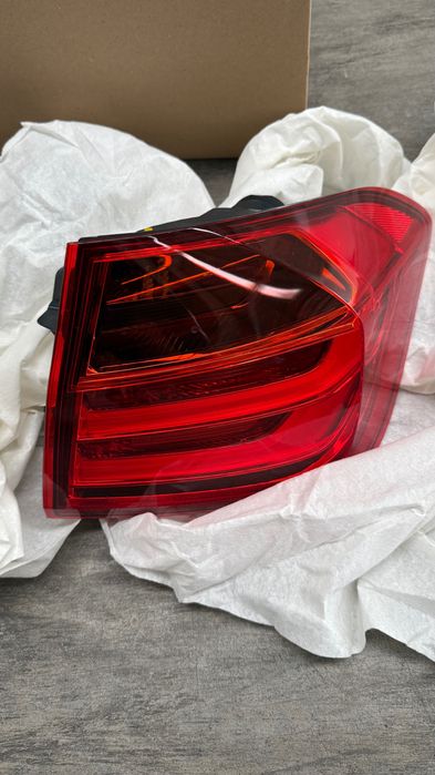 Farolins Traseiros (conjunto) BMW F30/31 e F80 Originais Pre-LCI.