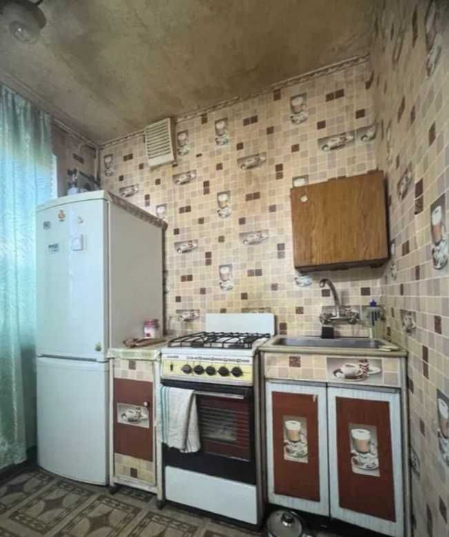 Продам 2 из квартиру м Дворец Спорта, ул Байрона