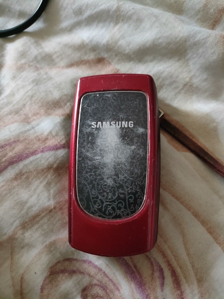 Samsung SGH-X160 Alcatel 219C