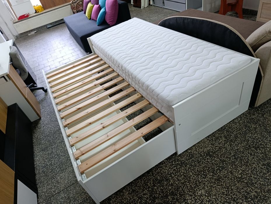 Łóżko dwuosobowe rozkładane