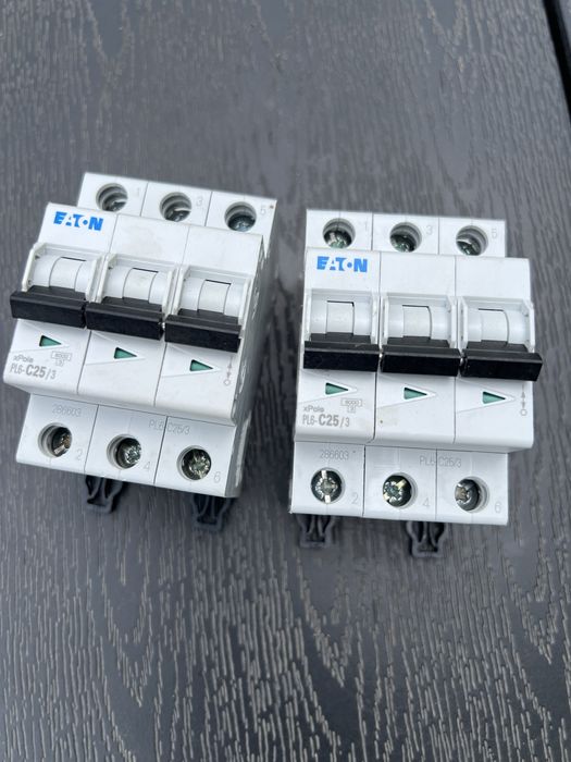 Автоматичний вимикач Eaton xPole PL6-C25/3