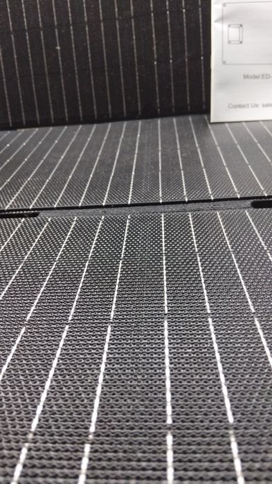 Портативна сонячна панель Ecosonique потужністю 60 Вт