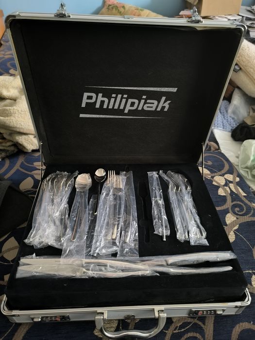 Philipiak walizka na sztućce orginalna nowa 42 cm na 9 cm