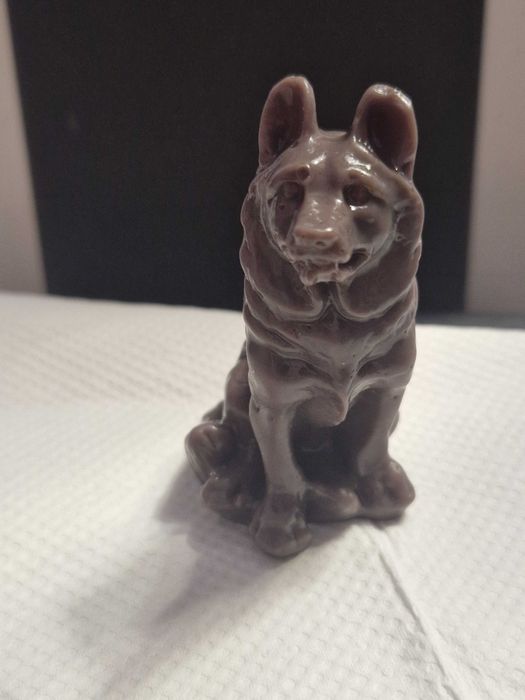 Świeca sojowa lub mydło owczarek niemiecki