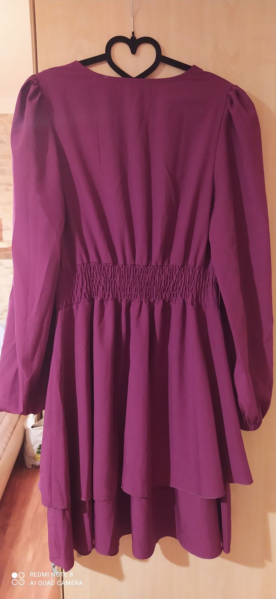 Nowa sukienka włoska, rozmiar uniwersalny M, piękny fiolet