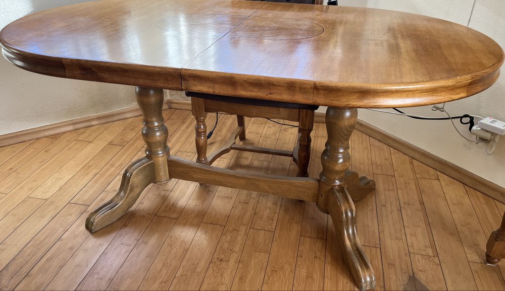 Stół dębowy do salonu - rozkładany super stan