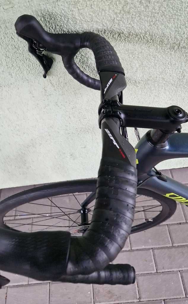 SPECIALIZED tarmac SL6 DISC 105 2x11s DT SWISS sztywne osie r58