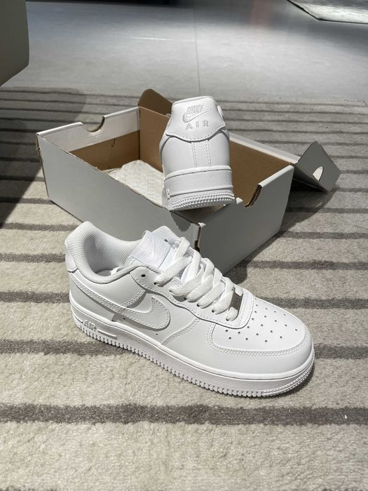 Buty meskie Mokasyny Nike_Air_Force_1_Low_'07_White R.36