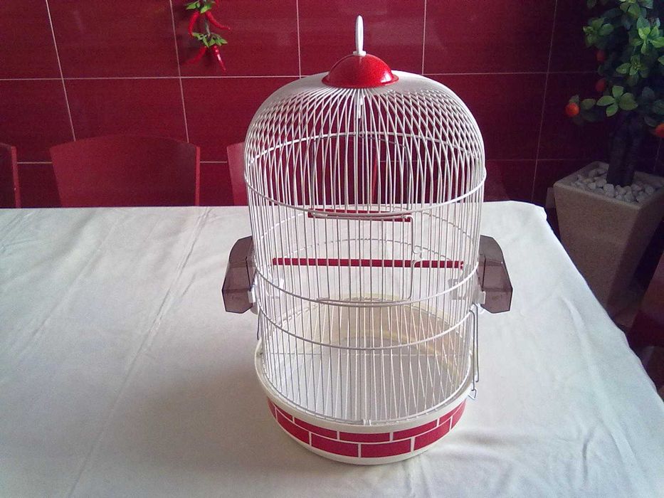 Gaiola para vários tipos de aves