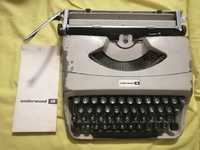 Máquina de escrever Underwood 18