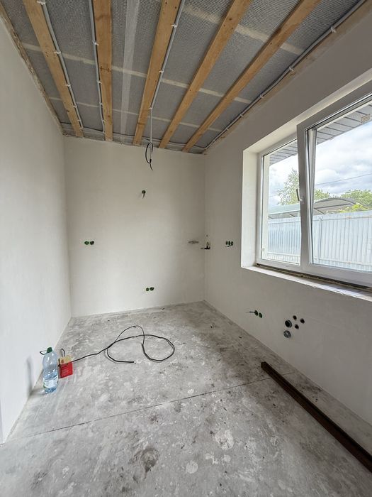 Продаж будинку з газовим опаленням ( 7,5 соток землі)