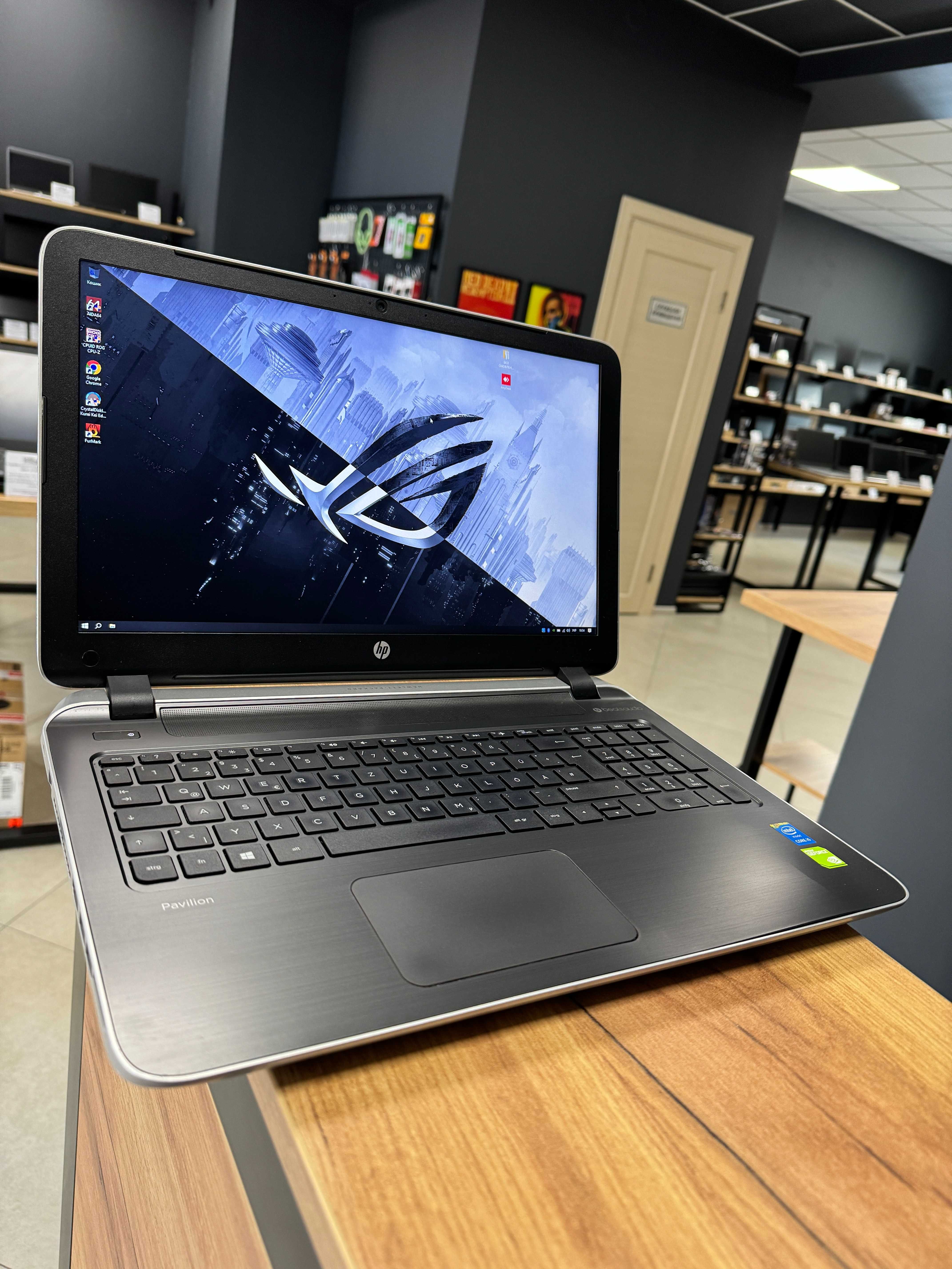 Ігровий HP Pavilion 15 - i5 4210U/NVIDIA 840M 2 GB/8 GB/250 SSD/FullHD