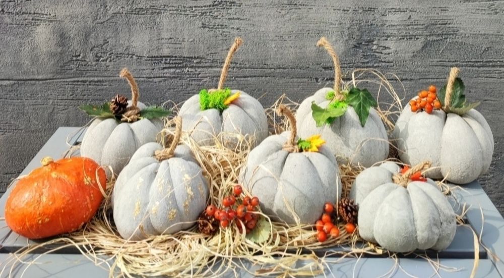 Betonowe dynie jesienna dekoracja